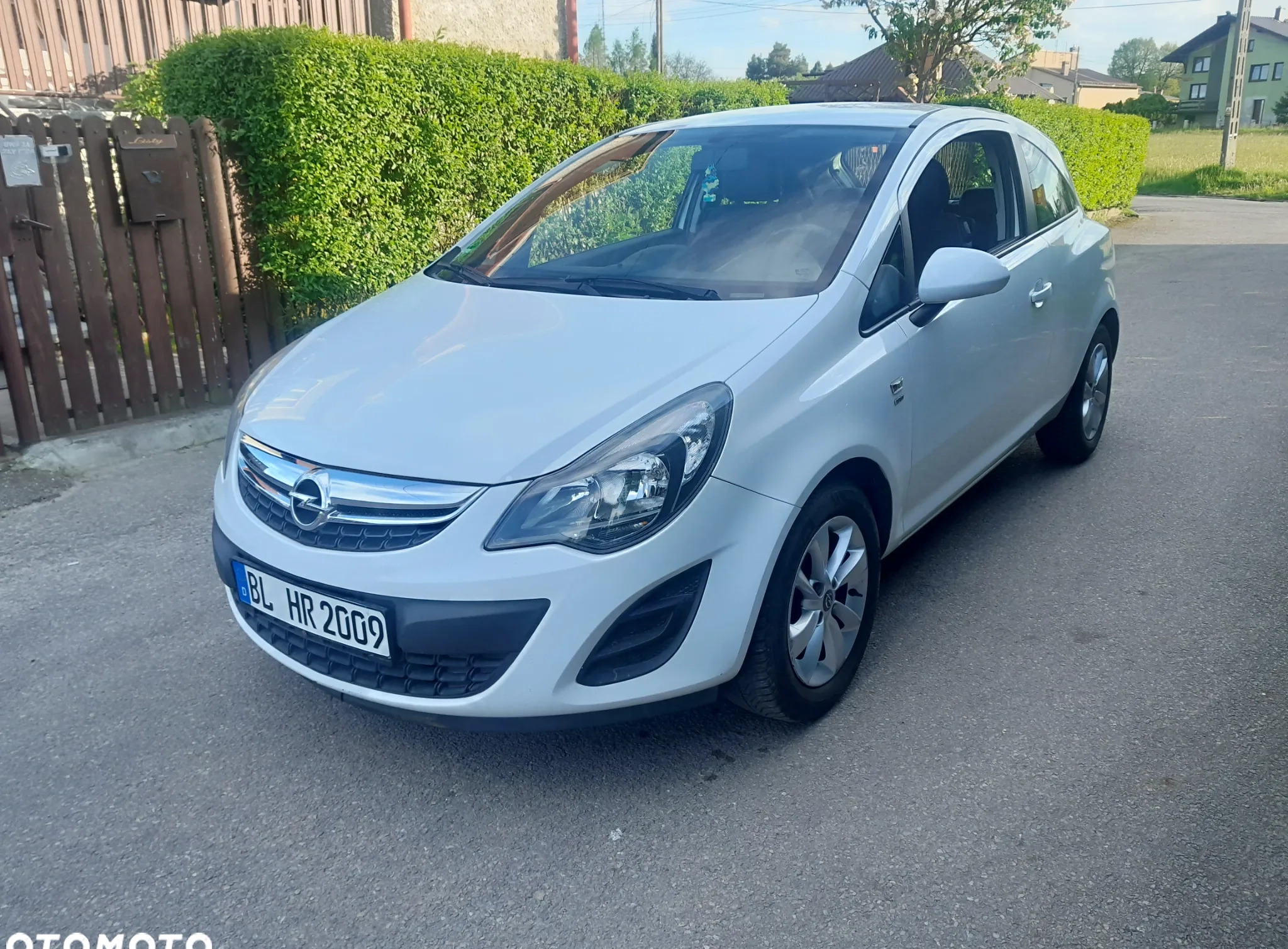 Opel Corsa cena 17950 przebieg: 99500, rok produkcji 2014 z Krynki małe 497